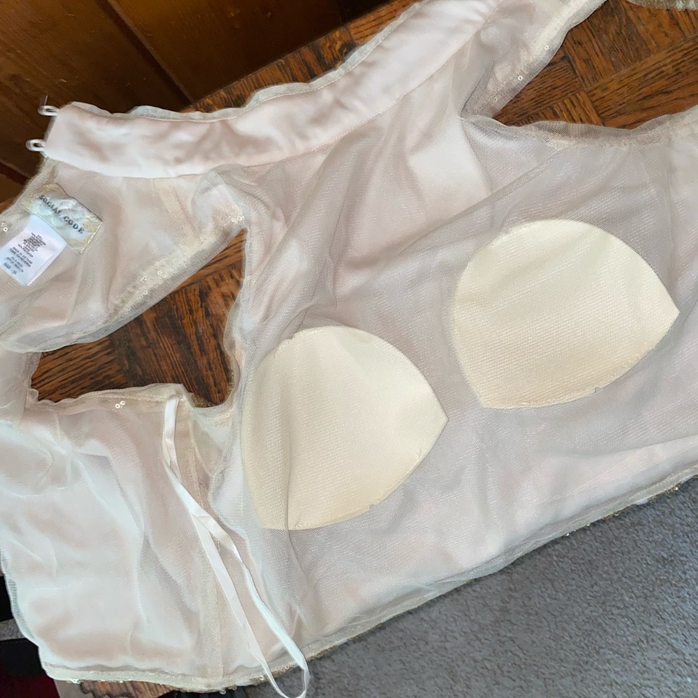 Social Code Gold Shiny Sequined Open Back Crop Top - image 8